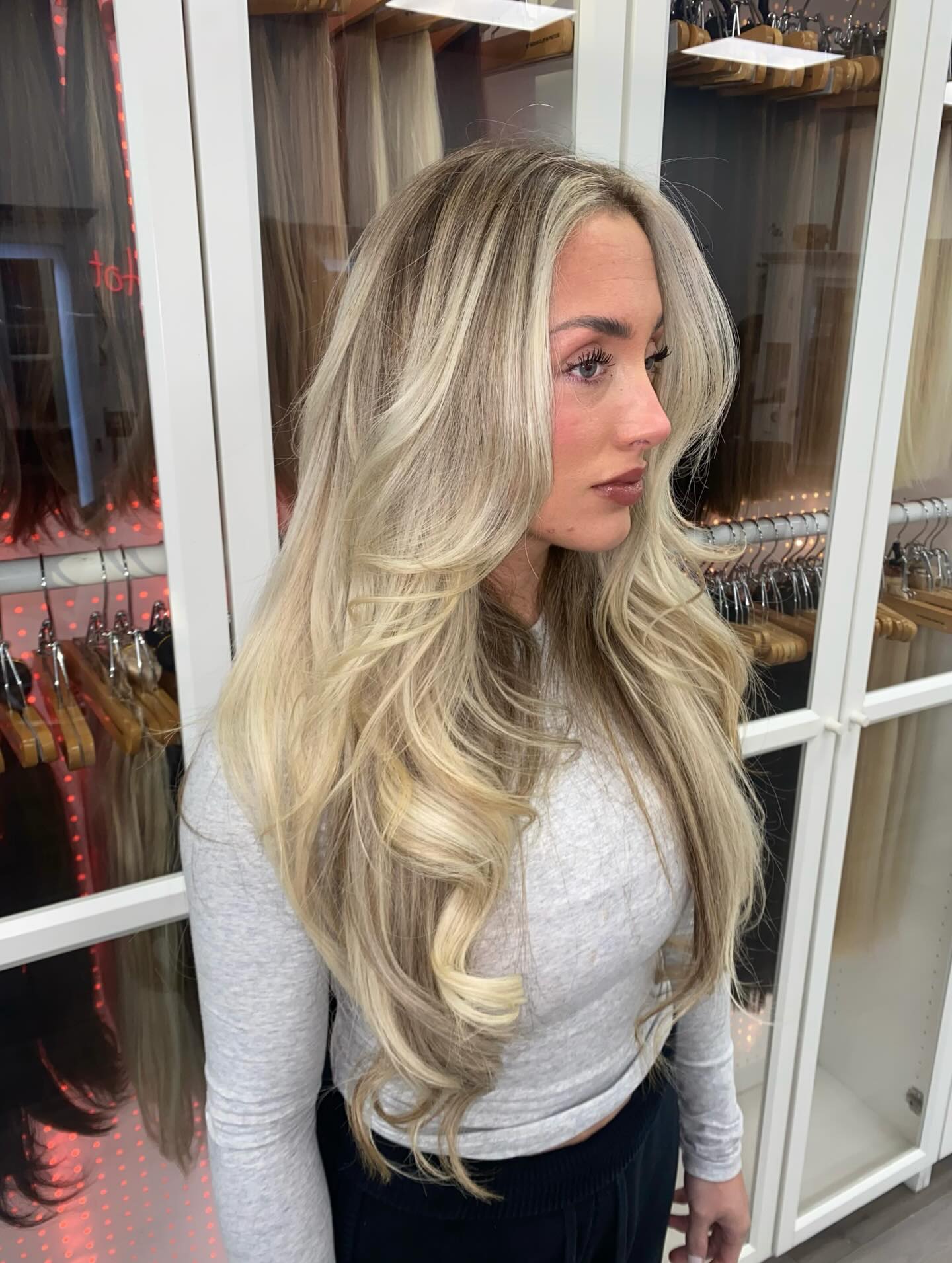 Money Piece Blonde Highlights with Extension Move-Up Service